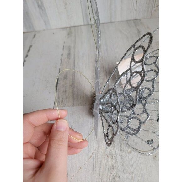 Large silver glitter butterfly clip-on ornament Xmas spring - Picture 3 of 10